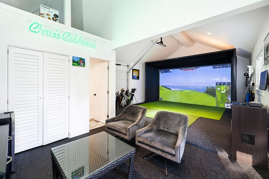 1018 W 19th Street North Vancouver, BC - 31
