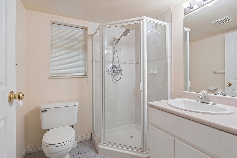 3099 Dryden Way North Vancouver, BC - 20