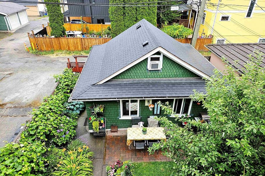 2834 Victoria Drive Vancouver, BC - 29