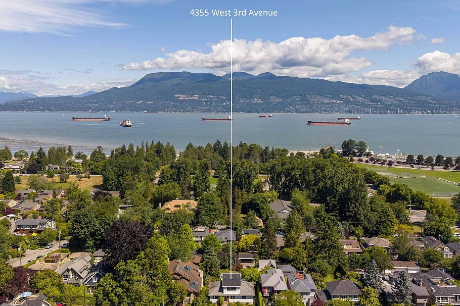 4355 W 3rd Avenue Vancouver, BC - 37