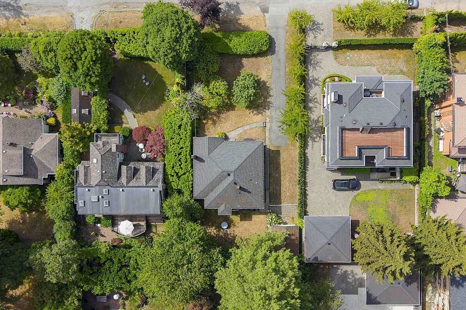 4691 W 5th Avenue Vancouver, BC - 26