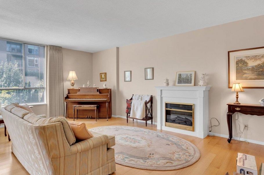 206 2140 Briar Avenue Vancouver, BC - 24