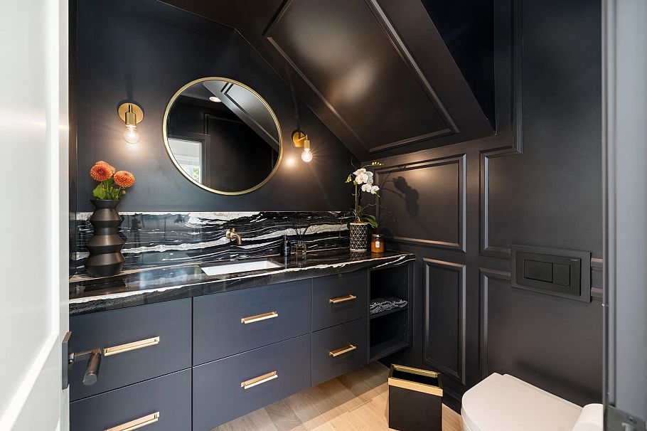 1018 W 19th Street North Vancouver, BC - 15