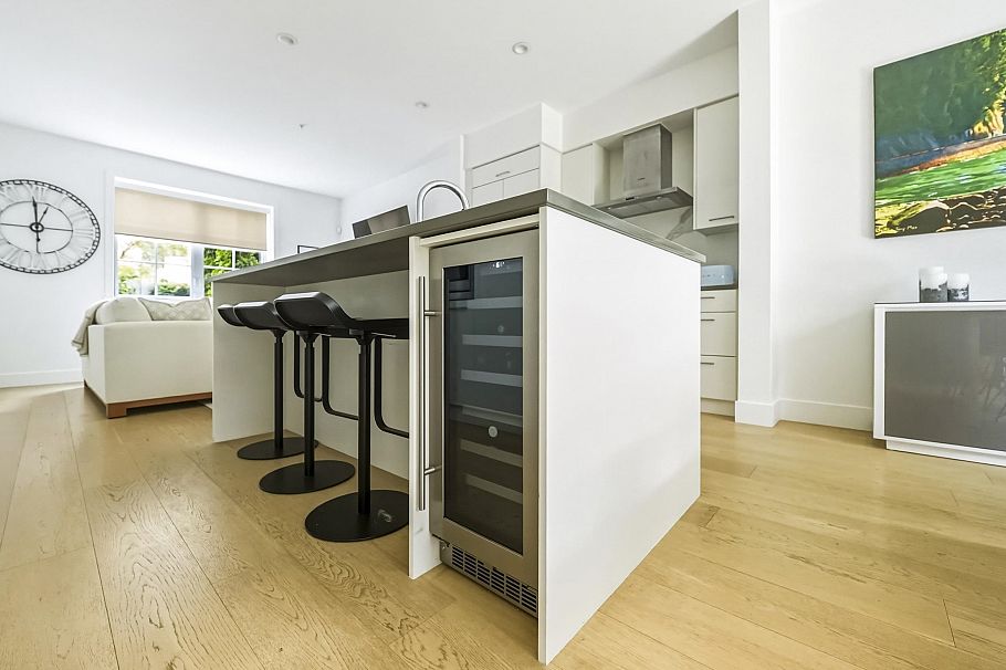 14 1133 Ridgewood Drive North Vancouver, BC - 36