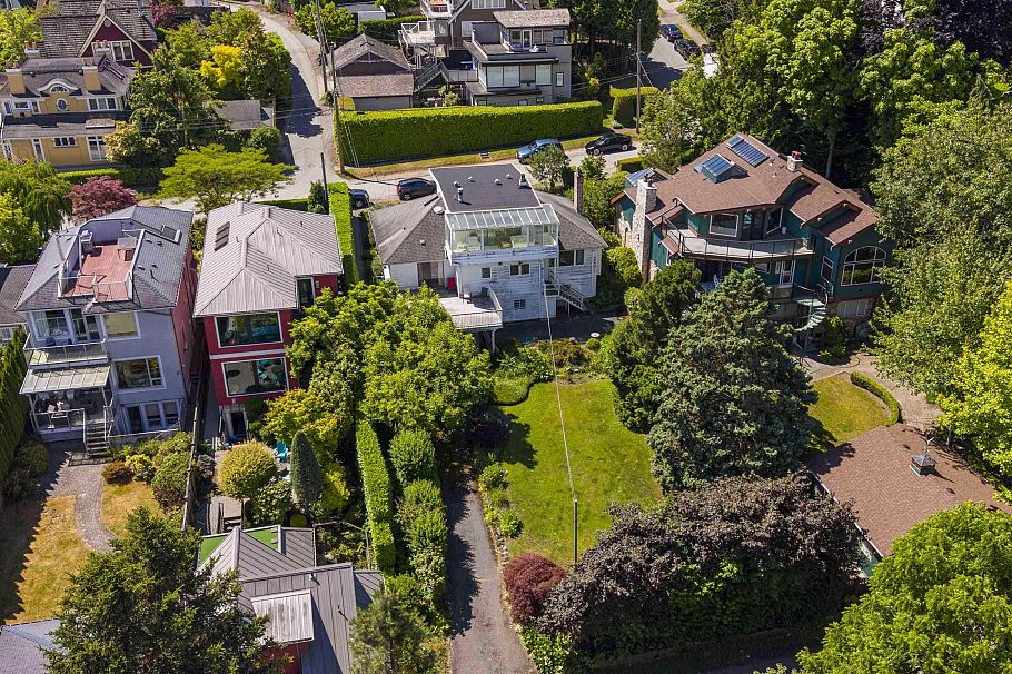 4355 W 3rd Avenue Vancouver, BC - 28
