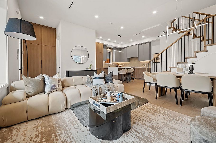 1- 2547 E 2nd Avenue Vancouver, BC - 4
