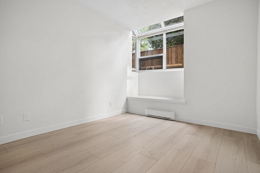 3 3250 W 4th Avenue Vancouver, BC - 22
