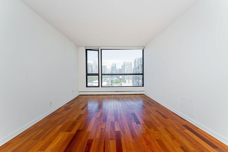 1304 283 Davie Street Vancouver, BC - 18