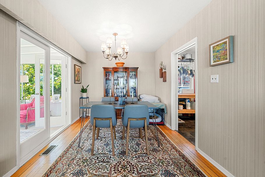 674 Blueridge Avenue North Vancouver, BC - 9
