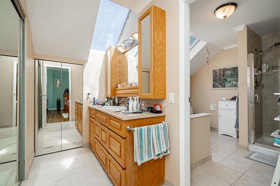 1416 Mahon Avenue North Vancouver, BC - 26