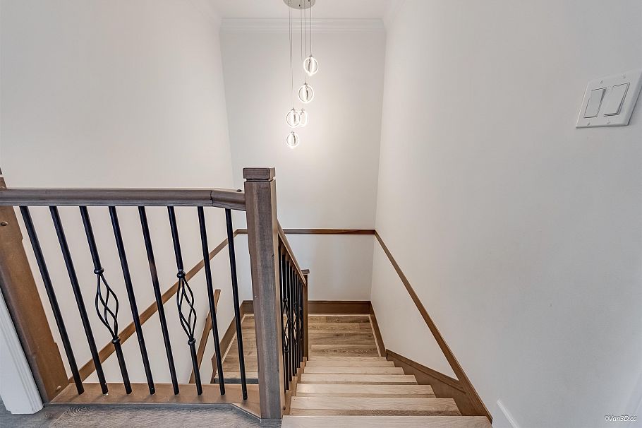 621 E 65th Avenue Vancouver, BC - 17
