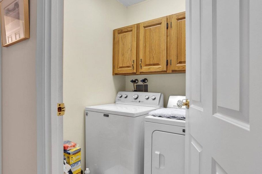206 2140 Briar Avenue Vancouver, BC - 20