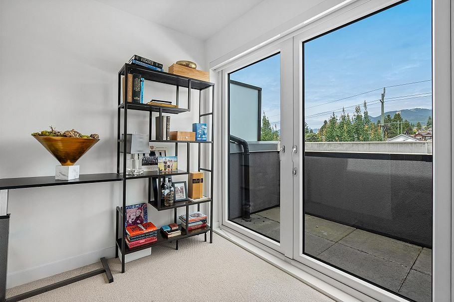 207 649 E 3 Street North Vancouver, BC - 30