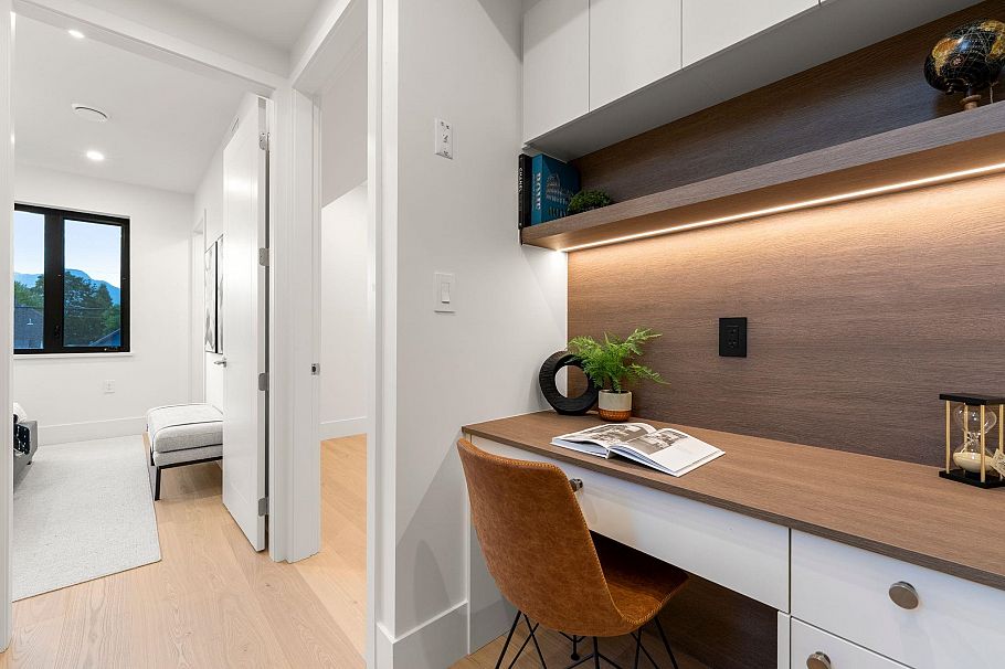 2 2735 Eton Street Vancouver, BC - 20
