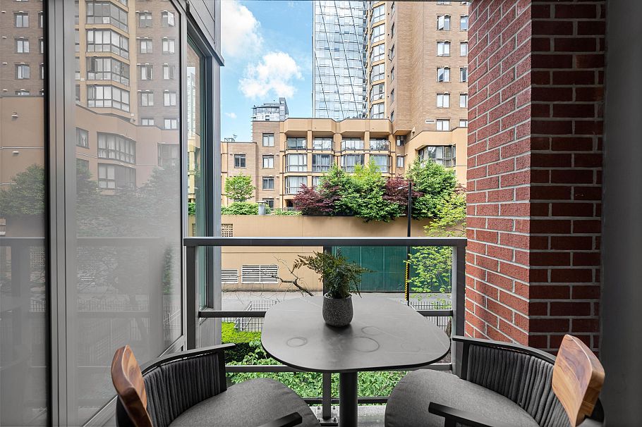 303 1133 Homer Street Vancouver, BC - 25