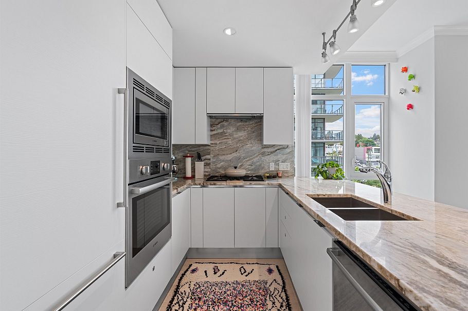 609 185 Victory Ship Way North Vancouver, BC - 10