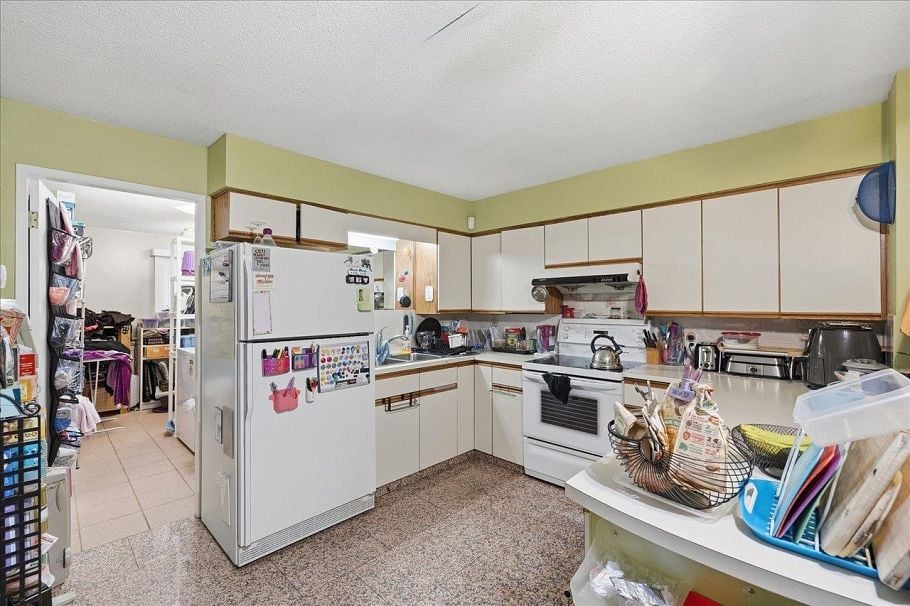 2095 E 31st Avenue Vancouver, BC - 23