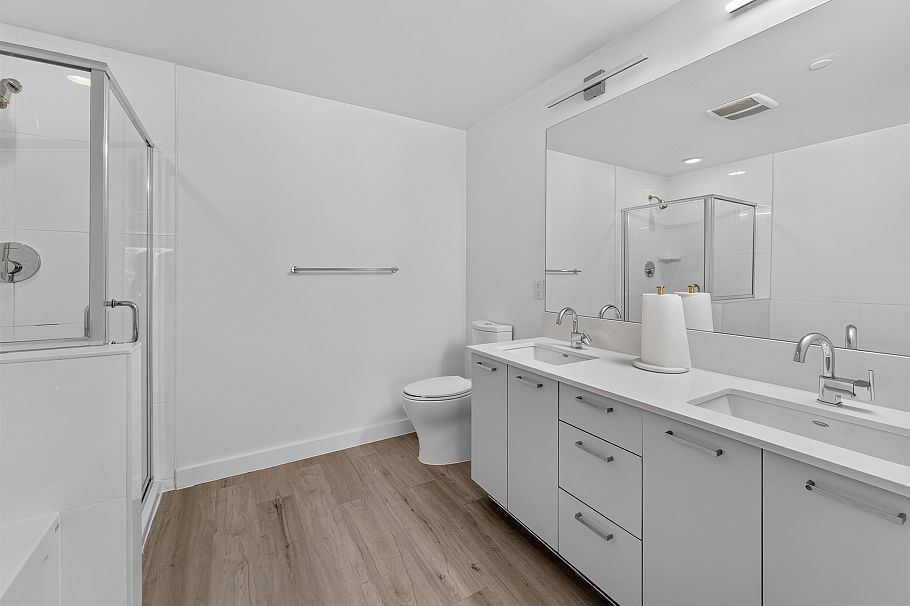 305 1177 Marine Drive North Vancouver, BC - 15