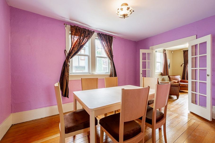 264 W Queens Road North Vancouver, BC - 4