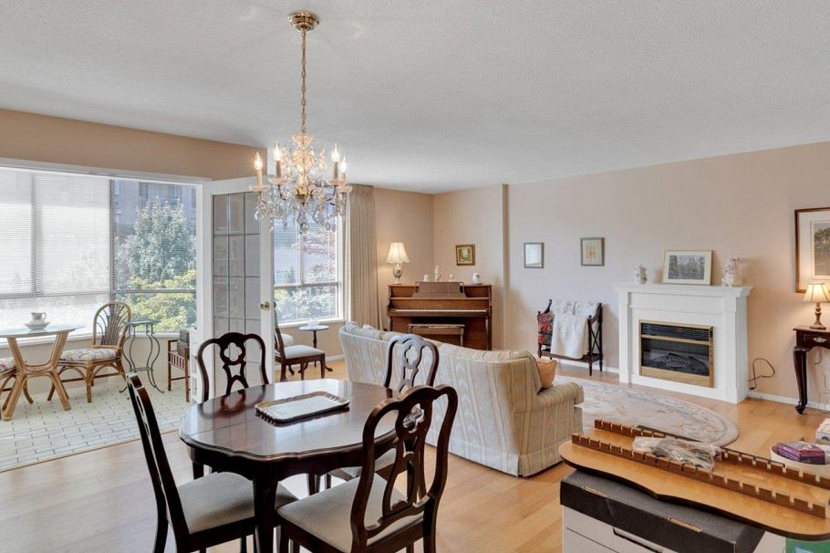 206 2140 Briar Avenue Vancouver, BC - 5