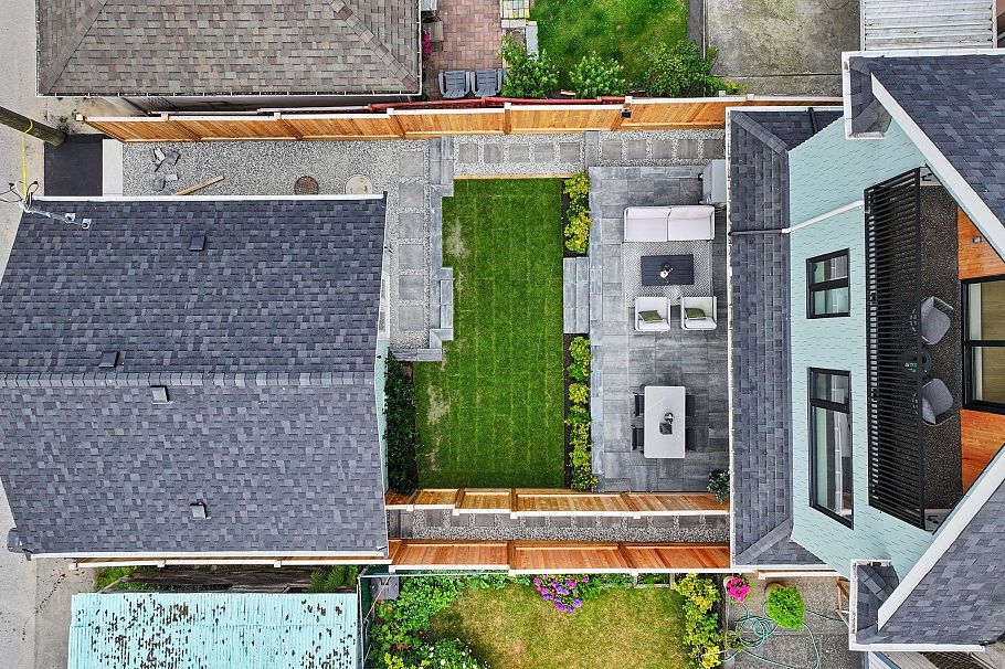 2 2735 Eton Street Vancouver, BC - 30