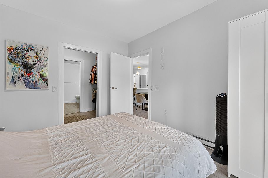 305 1177 Marine Drive North Vancouver, BC - 13