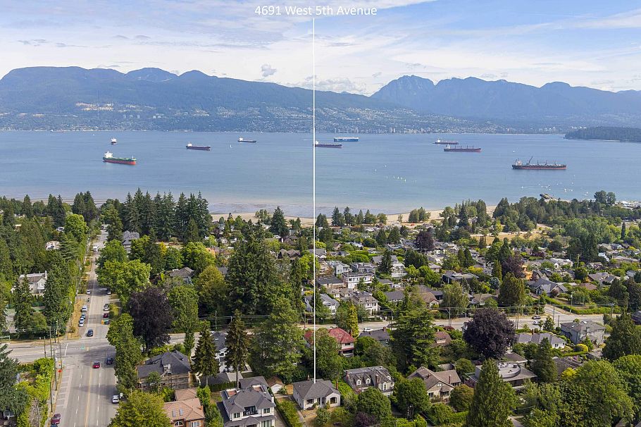 4691 W 5th Avenue Vancouver, BC - 30