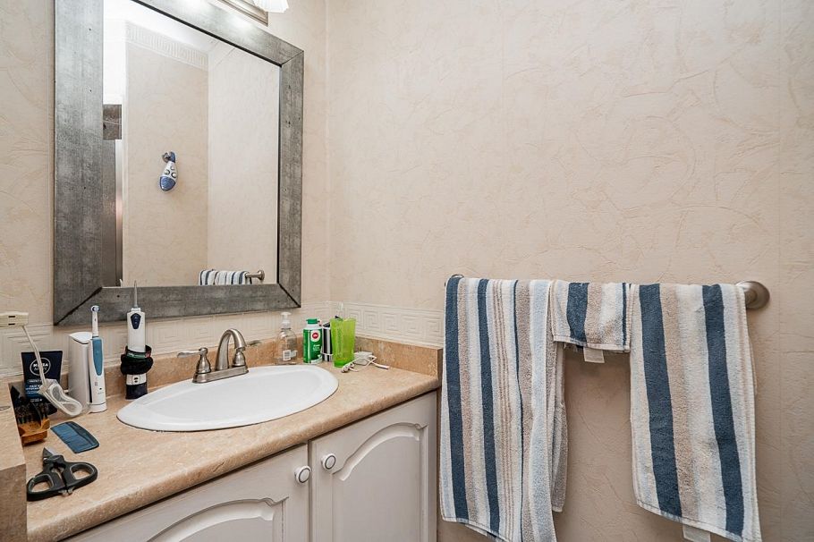 1416 Mahon Avenue North Vancouver, BC - 9