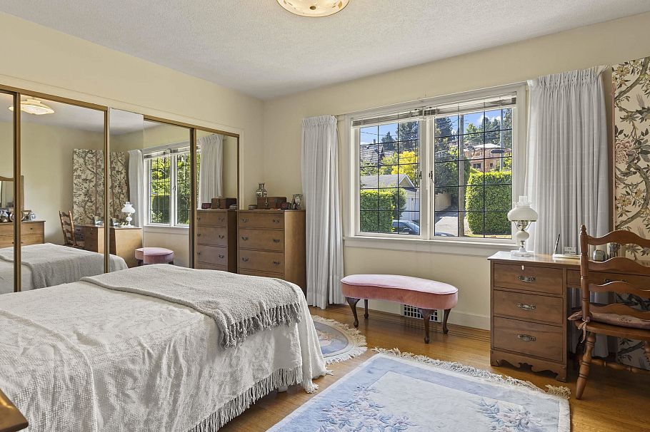 4355 W 3rd Avenue Vancouver, BC - 12