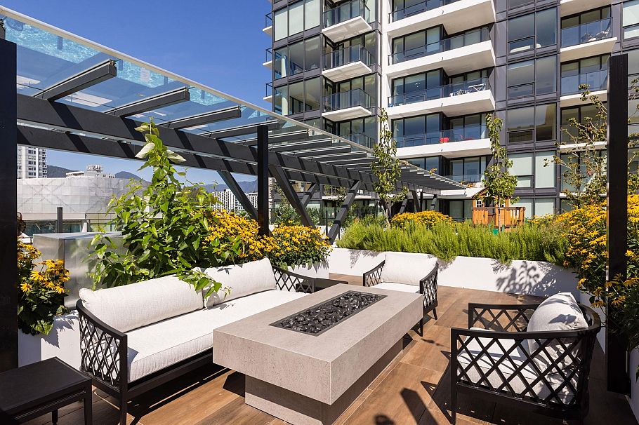 901 135 E 13th Street North Vancouver, BC - 22