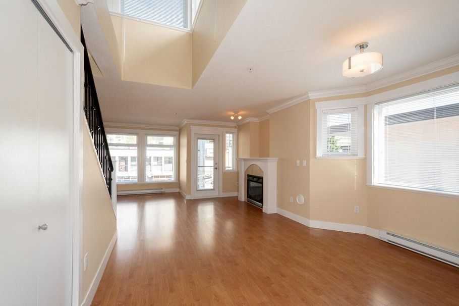 304 152 E 12th Street North Vancouver, BC - 9
