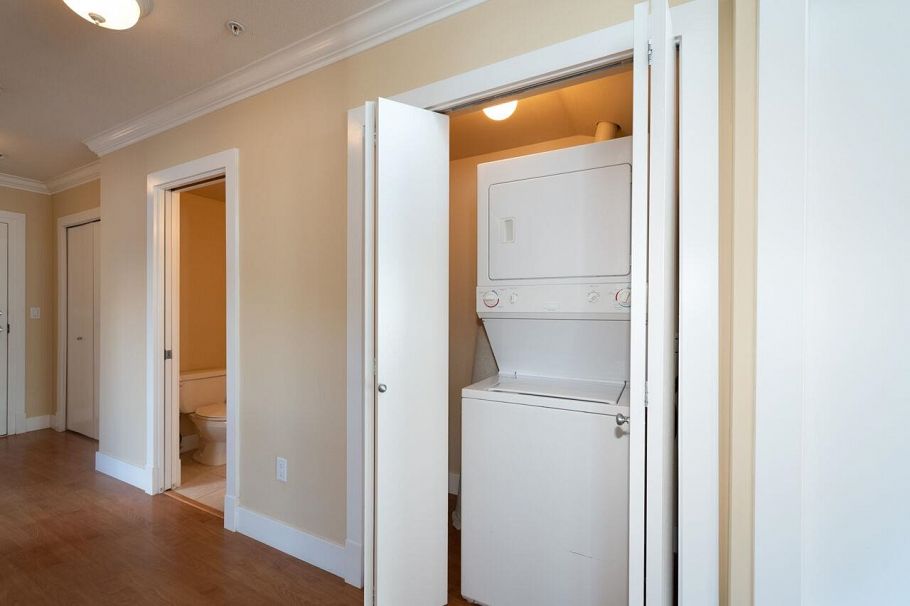 304 152 E 12th Street North Vancouver, BC - 16