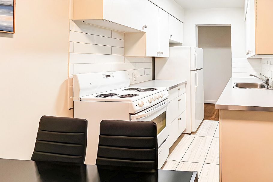 002 1925 NELSONSTREET, Vancouver BC V6G 1K9 Vancouver, BC - 7