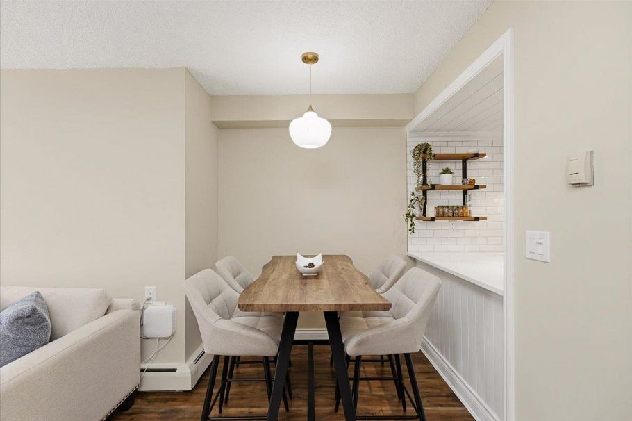 107 2455 York Avenue Vancouver, BC - 9