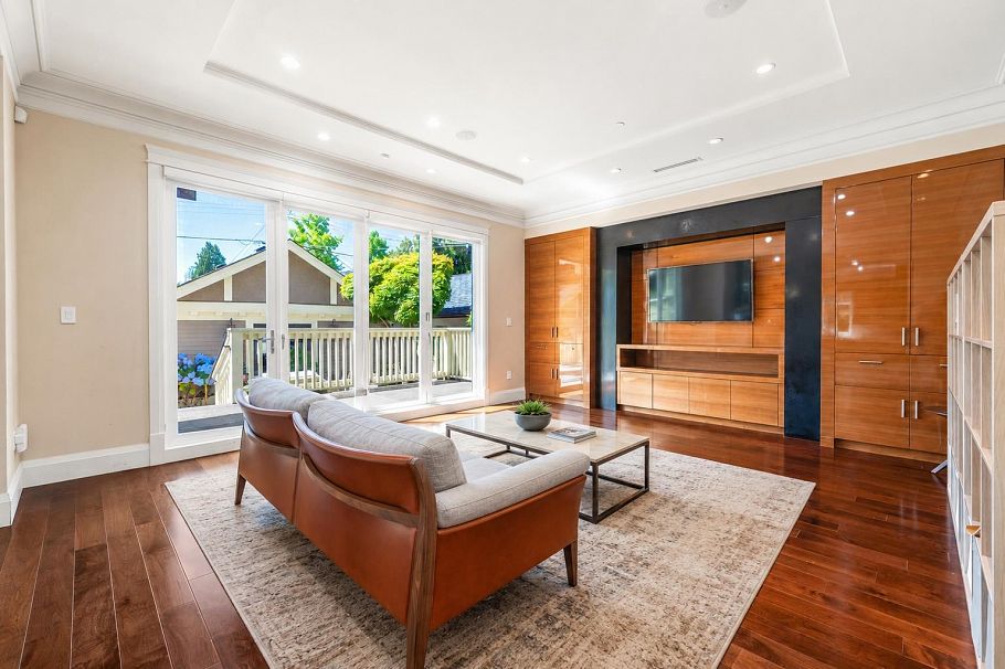 1168 W 37th Avenue Vancouver, BC - 15