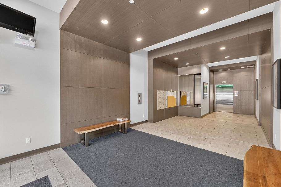 305 1177 Marine Drive North Vancouver, BC - 30