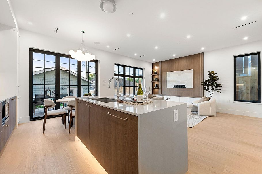 2 2735 Eton Street Vancouver, BC - 5