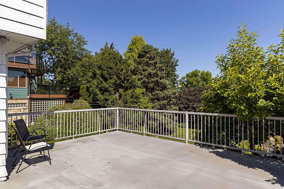 4355 W 3rd Avenue Vancouver, BC - 21