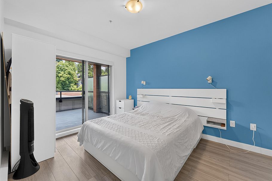 305 1177 Marine Drive North Vancouver, BC - 12