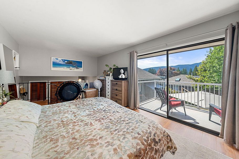 674 Blueridge Avenue North Vancouver, BC - 20