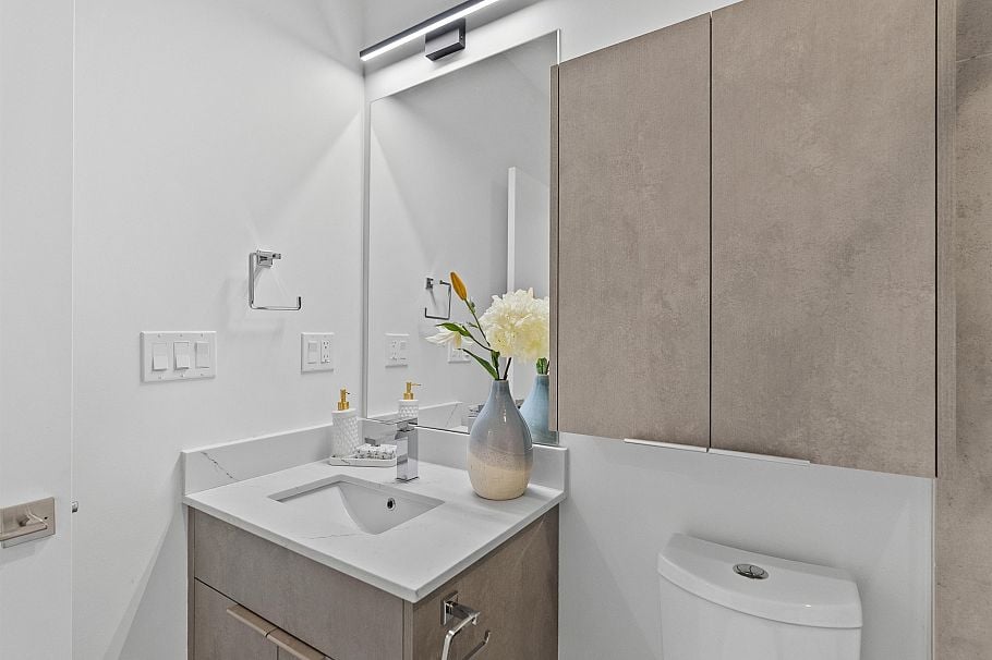 103A 433 E 3rd Street North Vancouver, BC - 19