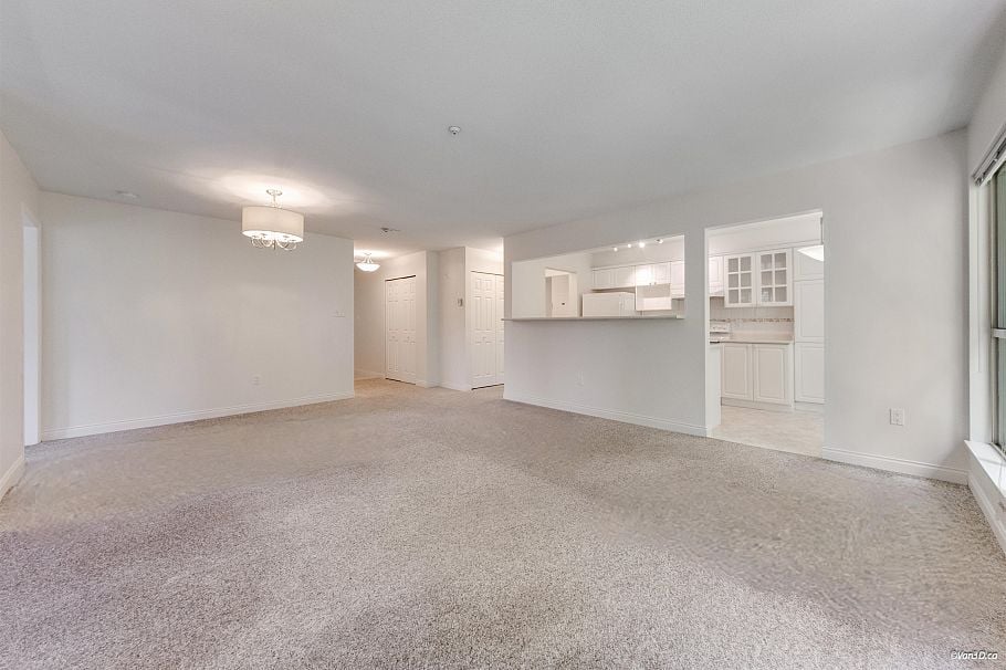 312 3658 Banff Court North Vancouver, BC - 10