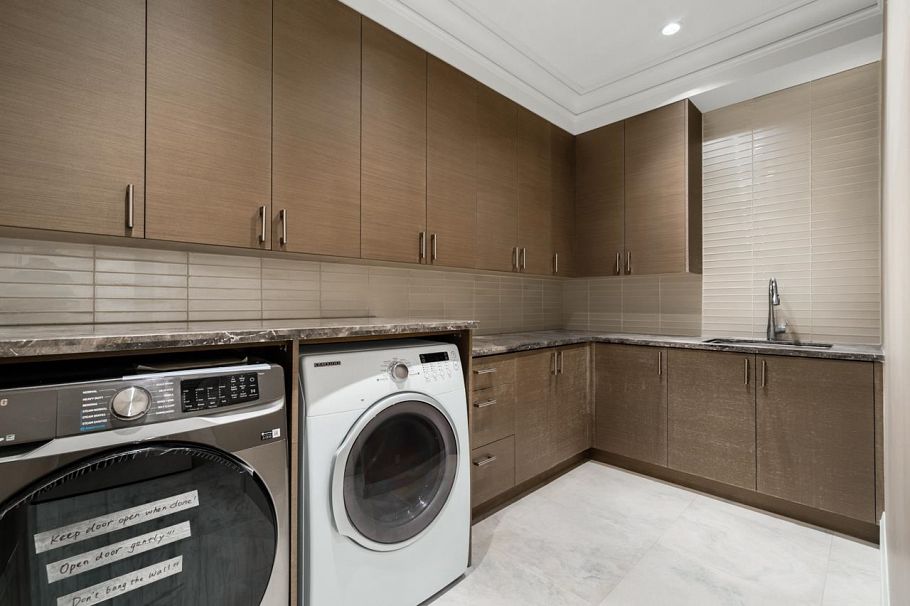 1168 W 37th Avenue Vancouver, BC - 29