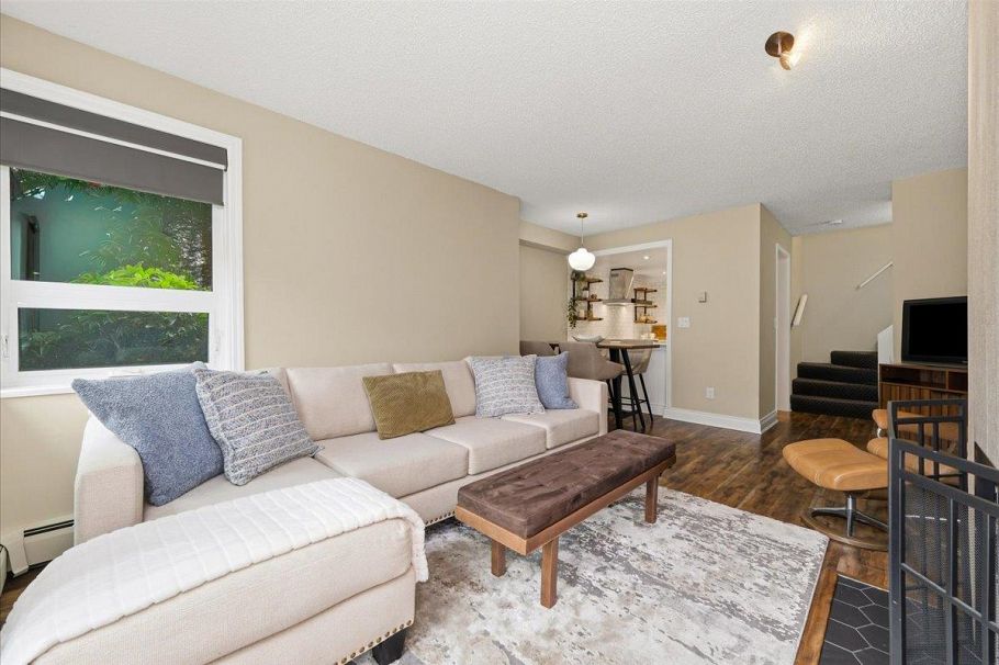 107 2455 York Avenue Vancouver, BC - 4