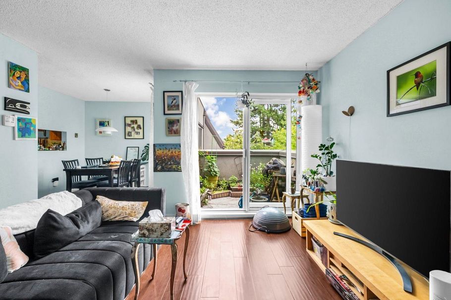 1330 W 7th Avenue Vancouver, BC - 19