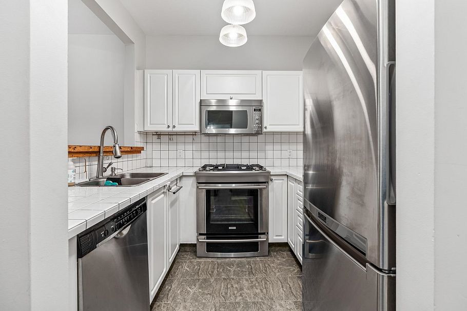 204 2525 Quebec Street Vancouver, BC - 16