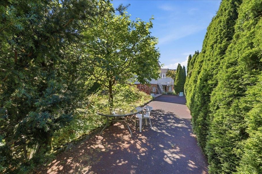 2095 E 31st Avenue Vancouver, BC - 29