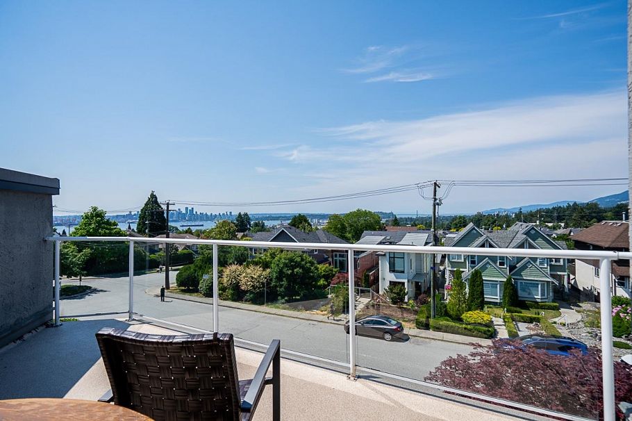 1416 Mahon Avenue North Vancouver, BC - 31