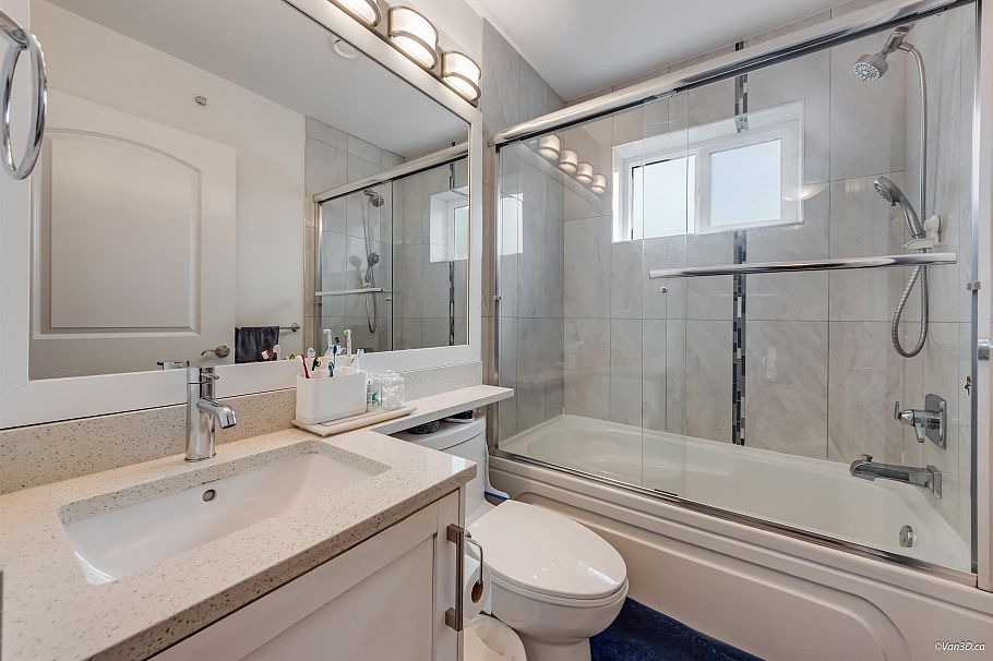 621 E 65th Avenue Vancouver, BC - 12