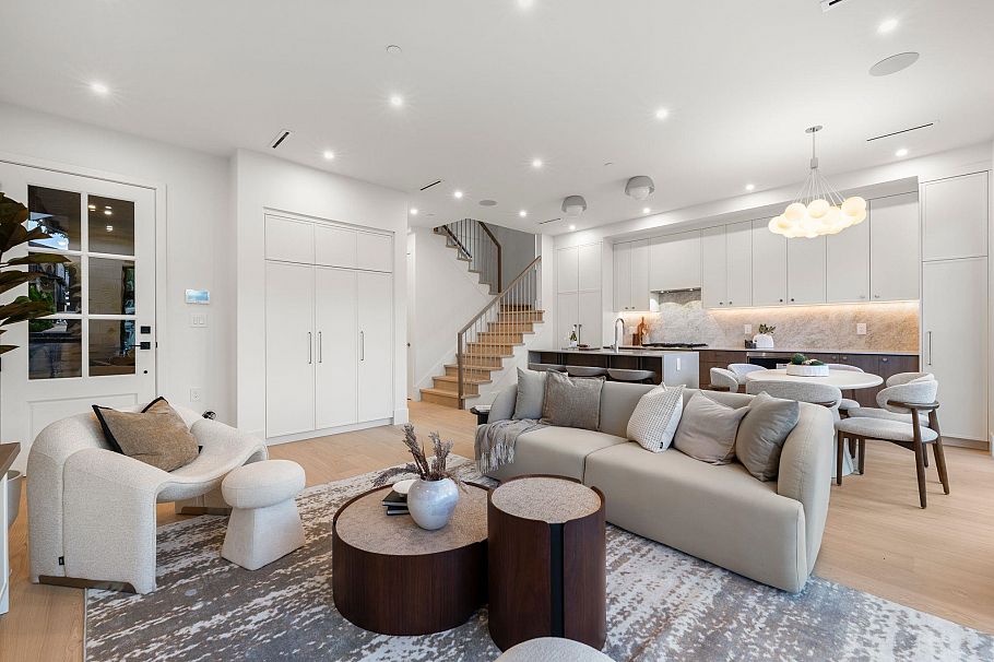 2 2735 Eton Street Vancouver, BC - 14